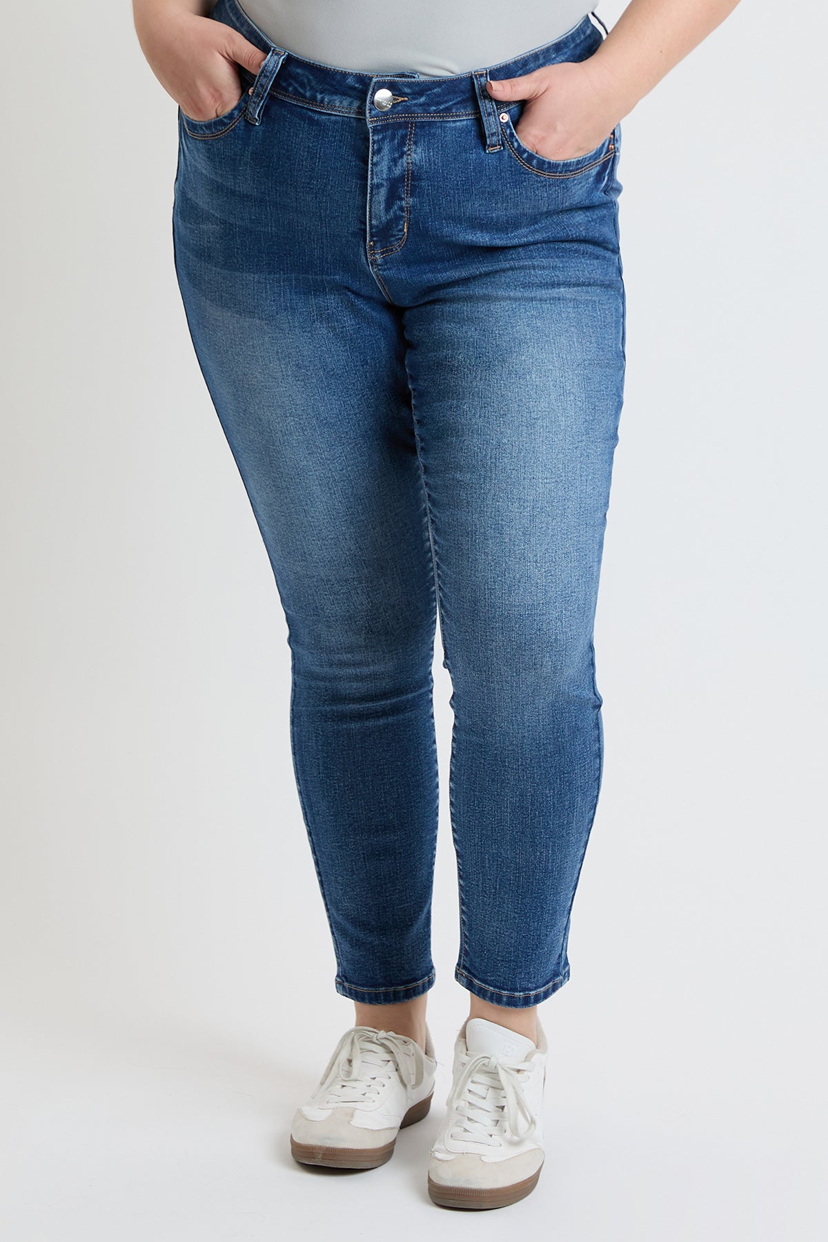 Women's Plus High Rise Curve Confidence WannaBettaButt Skinny Jeans